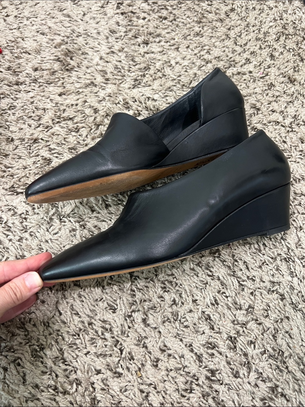 Vince Vero Cuoio Black Leather Square-Toe Low Wedge Heels Size 6.5 - Picture 2 of 6